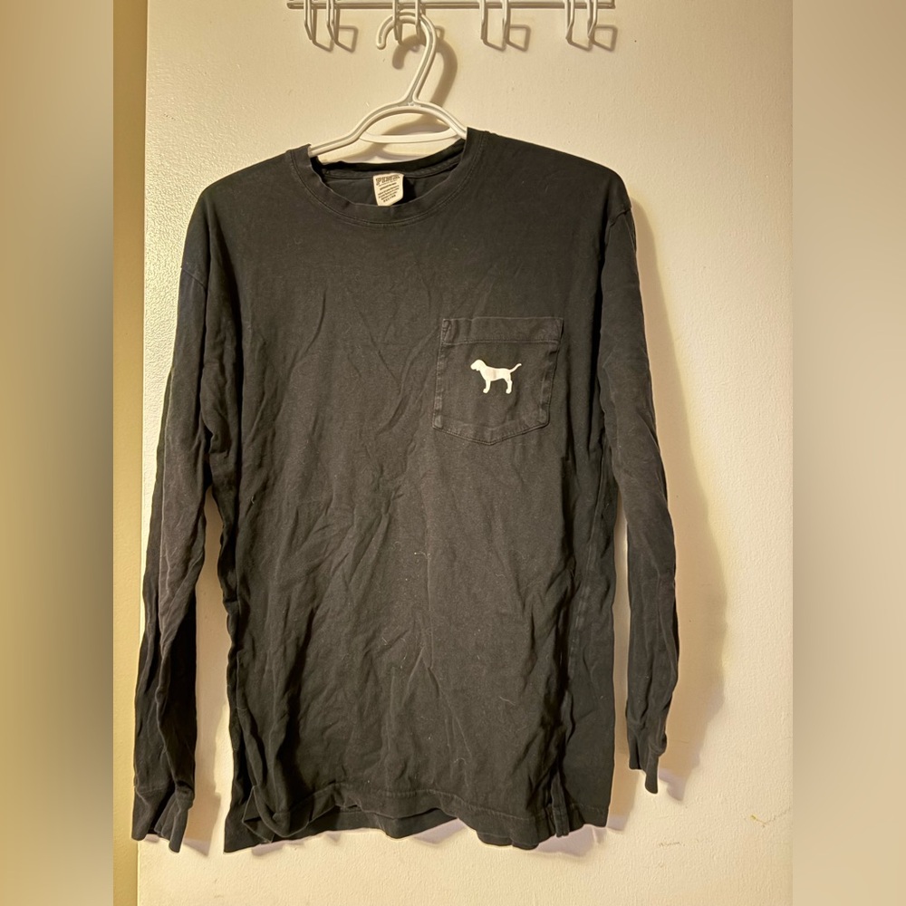 WOMENS PINK VICTORIA SECRET  Black Long Sleeve Shirt